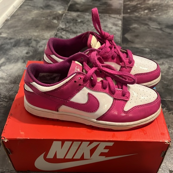 Dunks - Picture 2 of 3